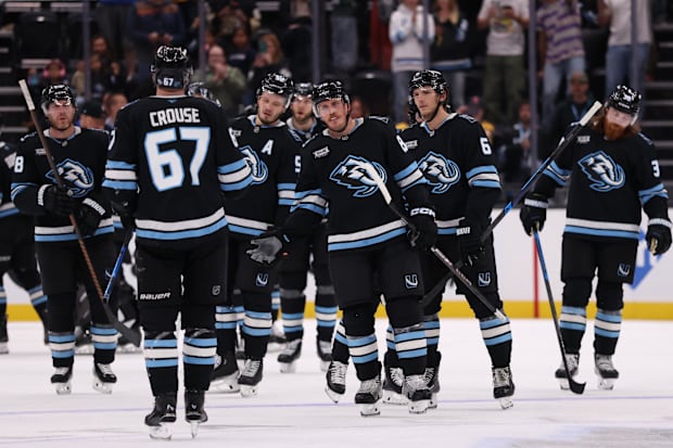 Hockey players celebrate victor