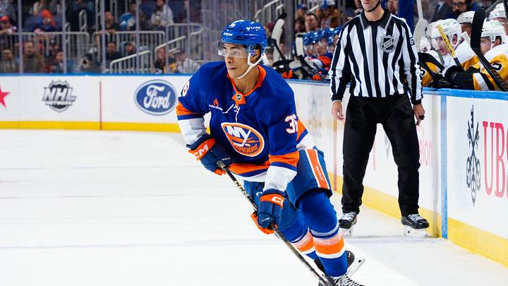 Pittsburgh Penguins v New York Islanders