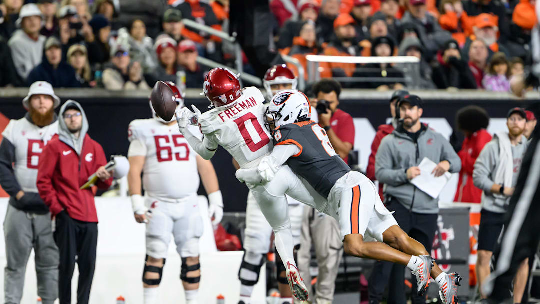 Nov 1, 2025; Corvallis, Oregon, USA; Oregon State Beavers defensive back Sailasa Vadrawale III (8) breaks up a pass play intended for Washington State Cougars wide receiver Tony Freeman (0) during the fourth quarter at Reser Stadium. Mandatory Credit: Craig Strobeck-Imagn Images