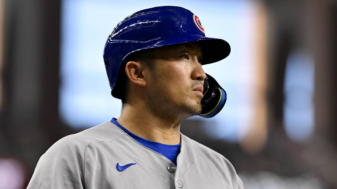 May 9, 2026; Arlington, Texas, USA; Chicago Cubs right fielder Seiya Suzuki (27) walks to the on deck circle during the game against the Texas Rangers at Globe Life Field. Mandatory Credit: Jerome Miron-Imagn Images