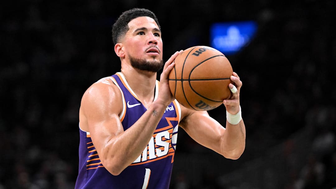 Devin Booker and the Suns are big home favorites against the Bucks.