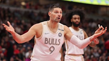 Golden State Warriors v Chicago Bulls