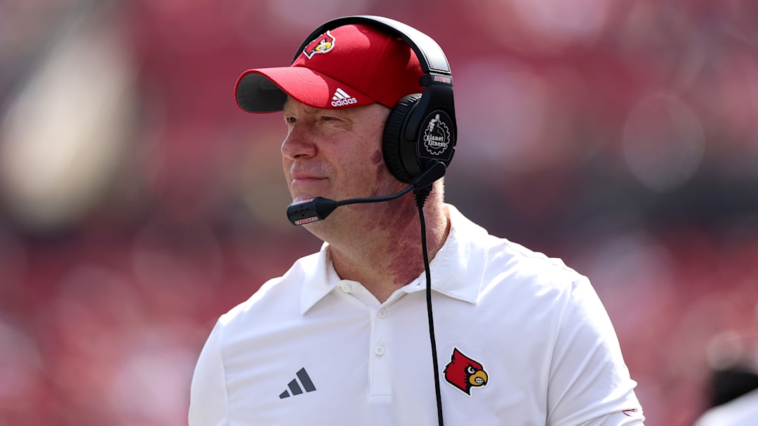 Bowling Green v Louisville