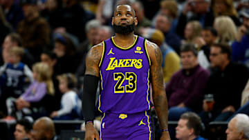 No está del todo descartado que LeBron James se baje el salario con los Lakers en la próxima zafra
