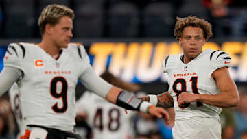 Cincinnati Bengals wide receiver Jermaine Burton (81) stretches during warmups before the NFL Week 11 game between the Los Angeles Chargers and the Cincinnati Bengals at SoFi Stadium in Inglewood, Calif., on Sunday, Nov. 17, 2024.