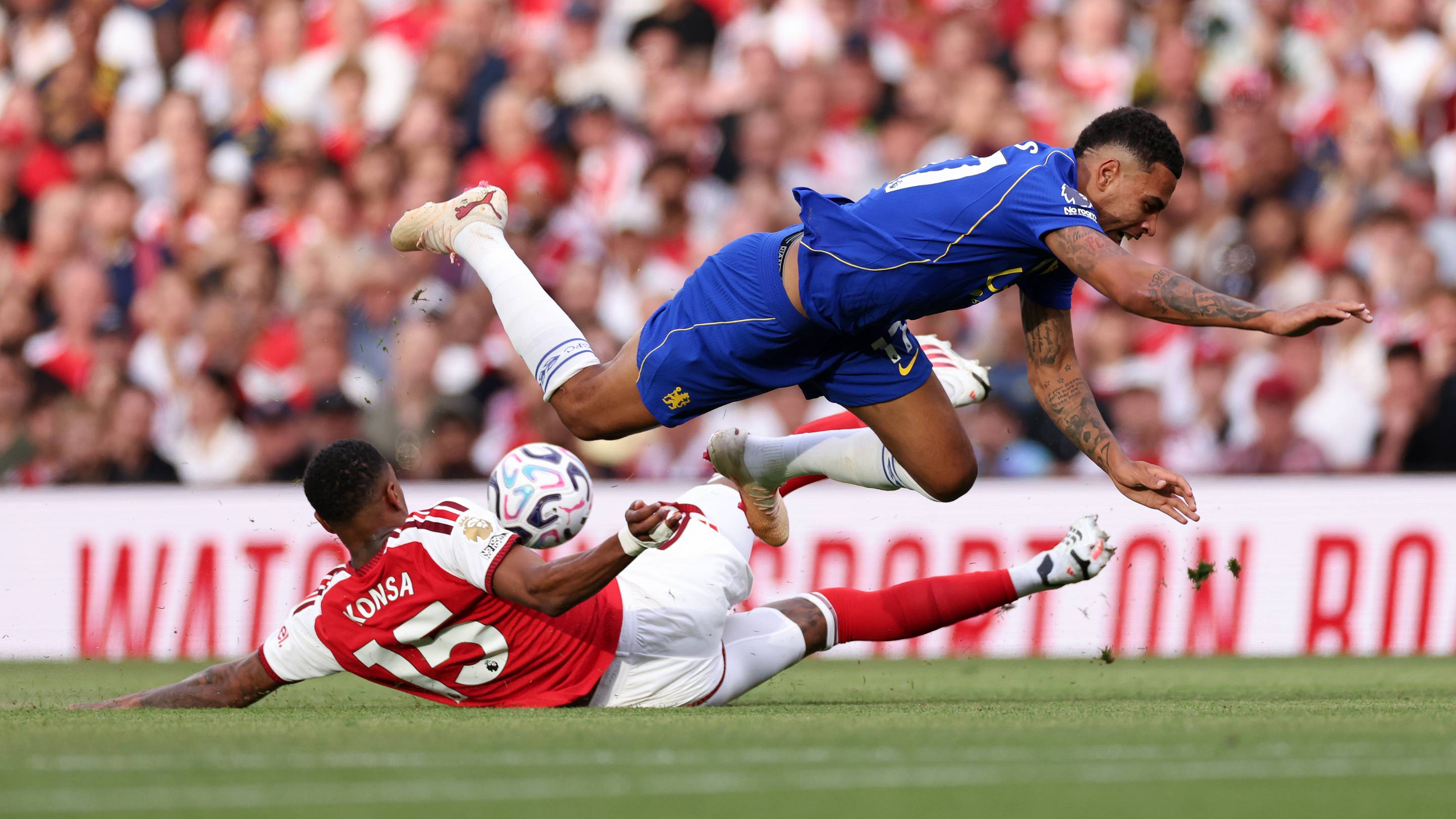 Arsenal just cooked Morgan Rogers in an obvious callout