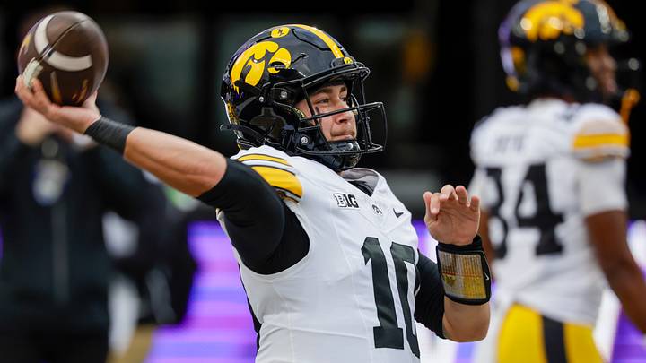 Oct 9, 2026; Seattle, Washington, USA; Iowa Hawkeyes quarterback Jeremy Hecklinski (10) participates in pregame warmups against the Washington Huskies at Husky Stadium. Mandatory Credit: Joe Nicholson-Imagn Images