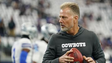 Sep 14, 2025; Arlington, Texas, USA; Dallas Cowboys defensive coordinator Matt Eberflus looks on during warmups before the game against the New York Giants at AT&T Stadium. Mandatory Credit: Raymond Carlin III-Imagn Images