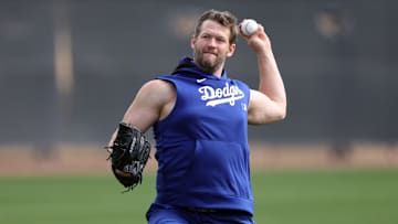 Los Angeles Dodgers Pitchers And Catchers Workout