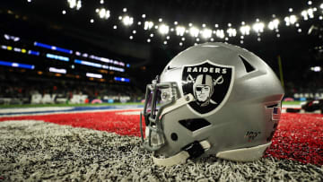 Chicago Bears v Oakland Raiders