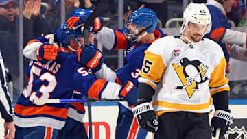 Pittsburgh Penguins v New York Islanders