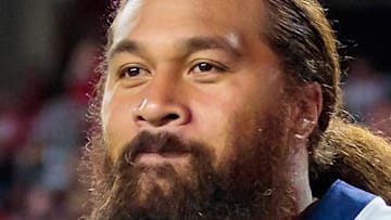Aug 30, 2018; Glendale, AZ, USA; Denver Broncos defensive tackle Domata Peko Sr. (94) against the Arizona Cardinals during a pre season game at University of Phoenix Stadium. Mandatory Credit: Mark J. Rebilas-Imagn Images