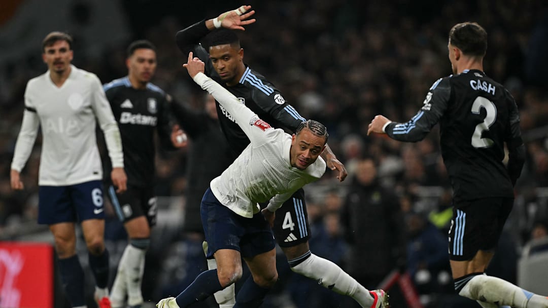 TOPSHOT-FBL-ENG-FACUP-TOTTENHAM-ASTON VILLA