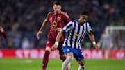 Roma x Porto é um dos confrontos dos playoffs da Europa League 2024/25