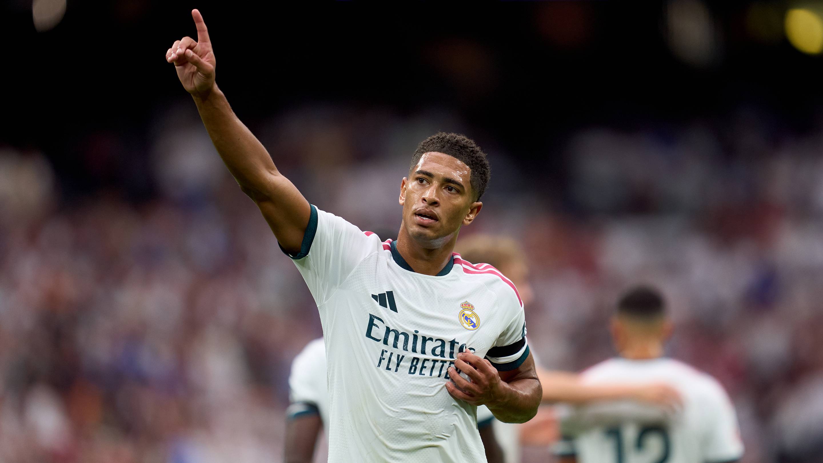 بيلينجهام يجسد حاجة ريال مدريد لسياسة المداورة