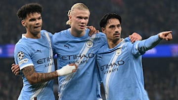 TOPSHOT-FBL-EUR-C1-MAN CITY-DORTMUND