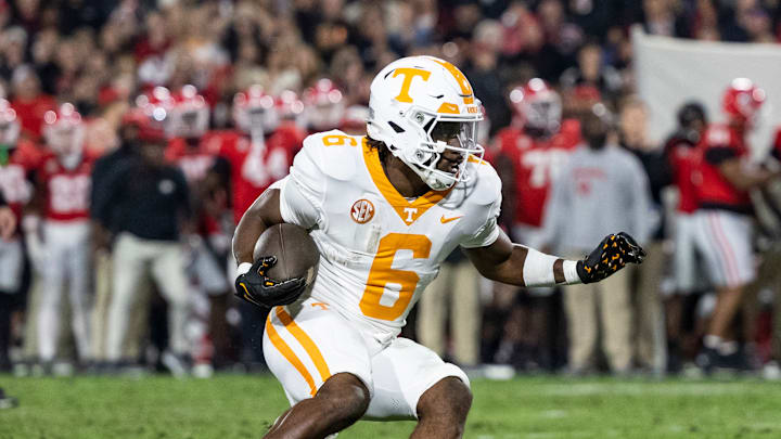 Tennessee running back Dylan Sampson  