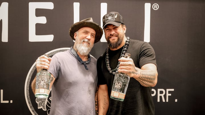 Jason Momoa Visits Total Wine & More Grove Central To Promote Meili Vodka