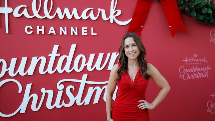 Hallmark Channel's "Countdown To Christmas" Takeover On Opry Plaza
