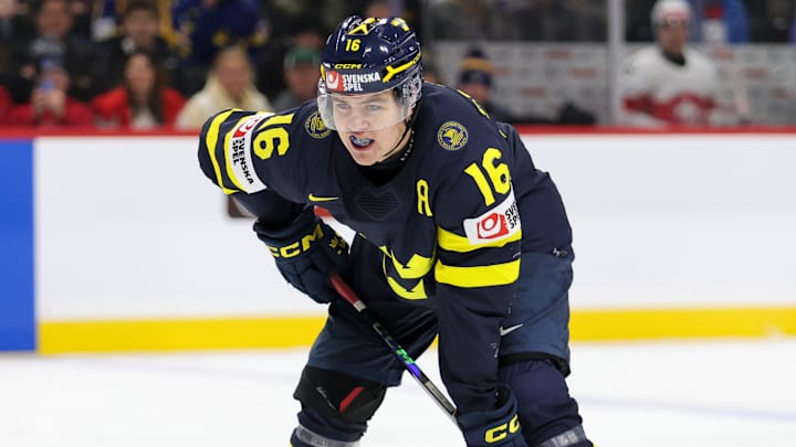 Preliminary Round - Group A, Game 9 Sweden vs Switzerland -  2026 IIHF World Junior Hockey