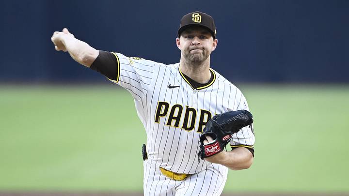 Jun 22, 2026; San Diego, California, USA; San Diego Padres pitcher Michael King (34) delivers during the first inning against the Atlanta Braves at Petco Park. Mandatory Credit: Denis Poroy-Imagn Images