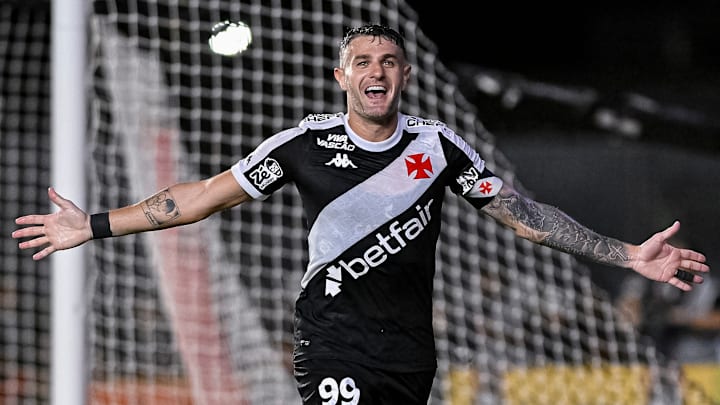 Vegetti é esperança de gol no Vasco Vegetti é esperança de gol no Vasco