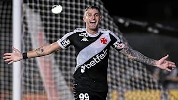 Vegetti foi o nome da vitória do Vasco sobre o Santos