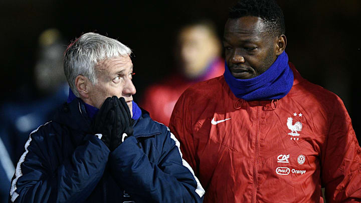 Steve Mandanda a pris sa retraite du football.