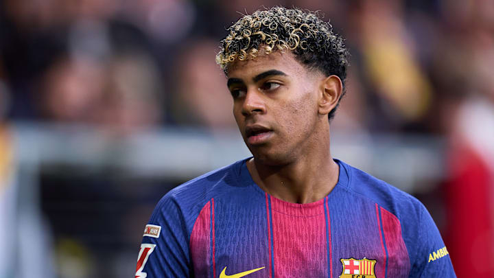 Lamine Yamal est difficile à suivre. Lamine Yamal est difficile à suivre.