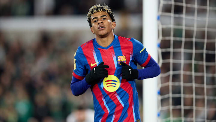 Lamine Yamal est suspendu.