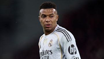 Kylian Mbappé est annoncé titulaire.