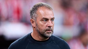 Hansi Flick pourrait voir l'un de ses cadres prolonger au FC Barcelone. 