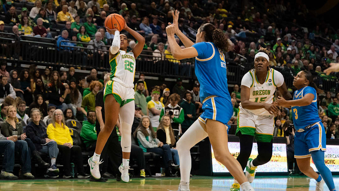 UCLA v Oregon