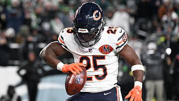 Bears' Historic Rushing Duo Powers Victory Over Eagles
