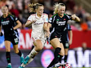 Treffen die Bayern um Georgia Stanway auch in dieser Saison auf die UWCL-Titelverteidigerinnen Arsenal?