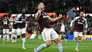 Aston Villa venceu o Bologna na estreia e terá pela frente o Feyenoord