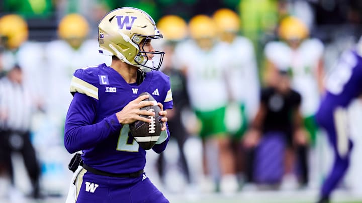 Former Washington quarterback Demond Williams Jr. looks downfield during the Huskies' 26-14 Week 14 loss to No. 5 Oregon.