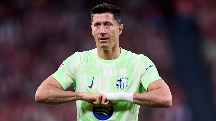 Robert Lewandowski a fixé une première date. Robert Lewandowski a fixé une première date.