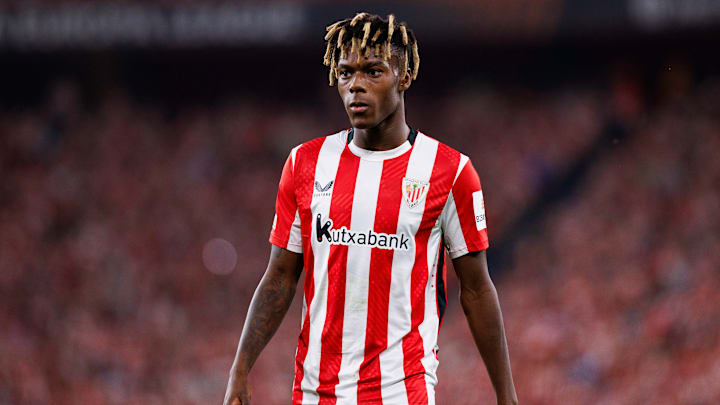 Nico Williams a signé un nouveau contrat de 10 ans avec son club formateur. Nico Williams a signé un nouveau contrat de 10 ans avec son club formateur.