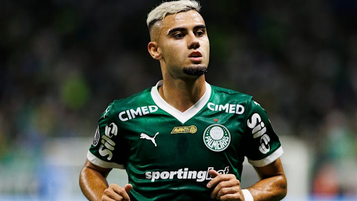 Andreas Pereira é um dos desfalques do Palmeiras para o duelo do Paulistão