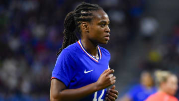 Les Bleues de Marie-Antoinette Katoto défient le Brésil.