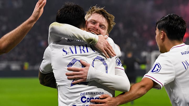 Pavel Sulc marcou o gol da 12ª vitória seguida do Lyon 