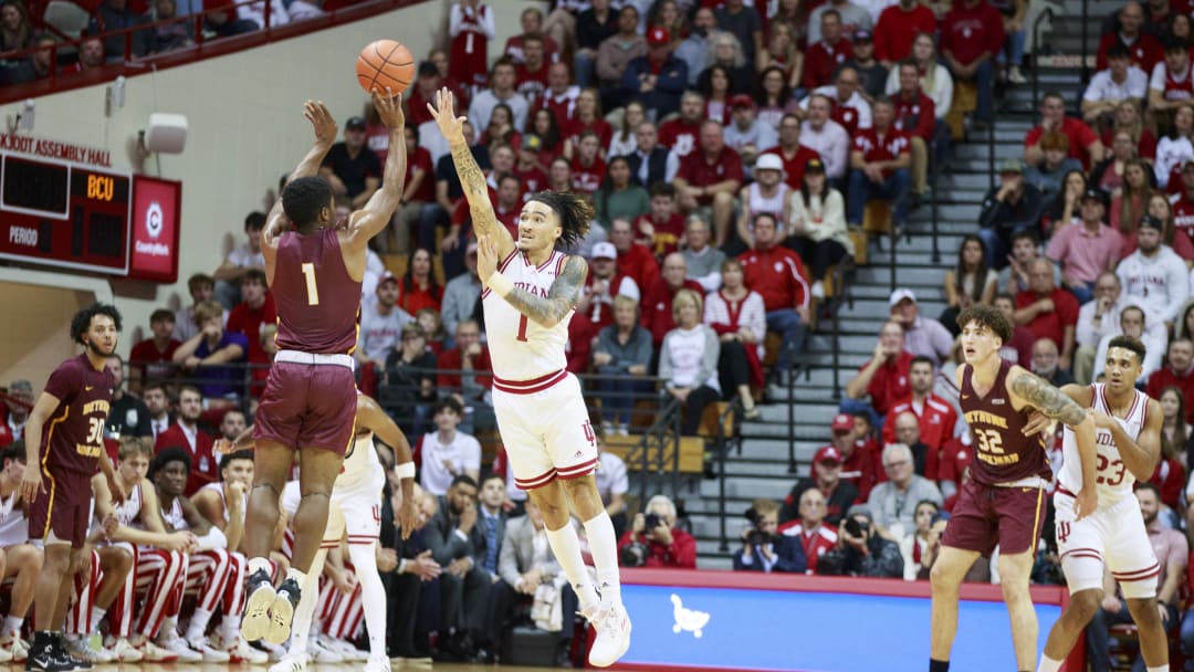 Indiana Hoosiers guard Jalen Hood-Schifino (1) plays defense...