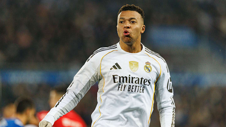 Kylian Mbappe hat im Streit gegen PSG Recht bekommen Kylian Mbappe hat im Streit gegen PSG Recht bekommen