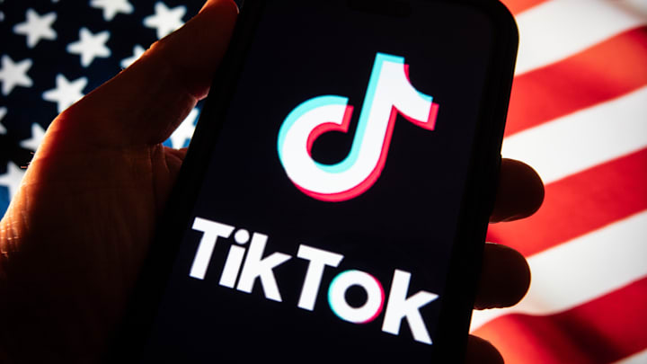 Chinese Social Media App TikTok To Be Banned Unless Sold To US Company