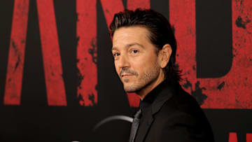 Diego Luna durante el avant premiere de "Andor", la nueva serie de Disney + en la que él es protagonista