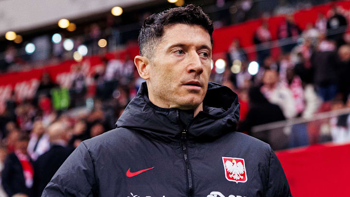 Robert Lewandowski a quitté la sélection. Robert Lewandowski a quitté la sélection.