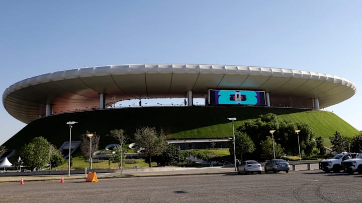 El estadio Guadalajara vivió su primera experiencia mundialista en el partido de Jamaica ante Nueva Caledonia. 