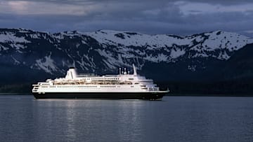 USA, Alaska, Glacier Bay Np, Cruise Ship Westerdam...