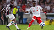 Atacante sentiu a coxa em jogo da Copa do Brasil